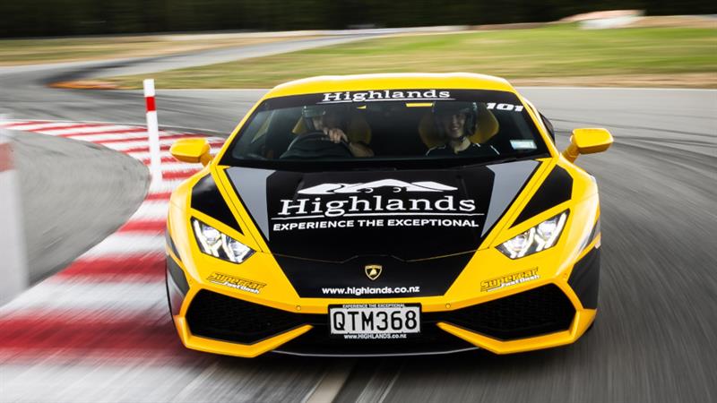 Supercar Fast Dash 2 laps
